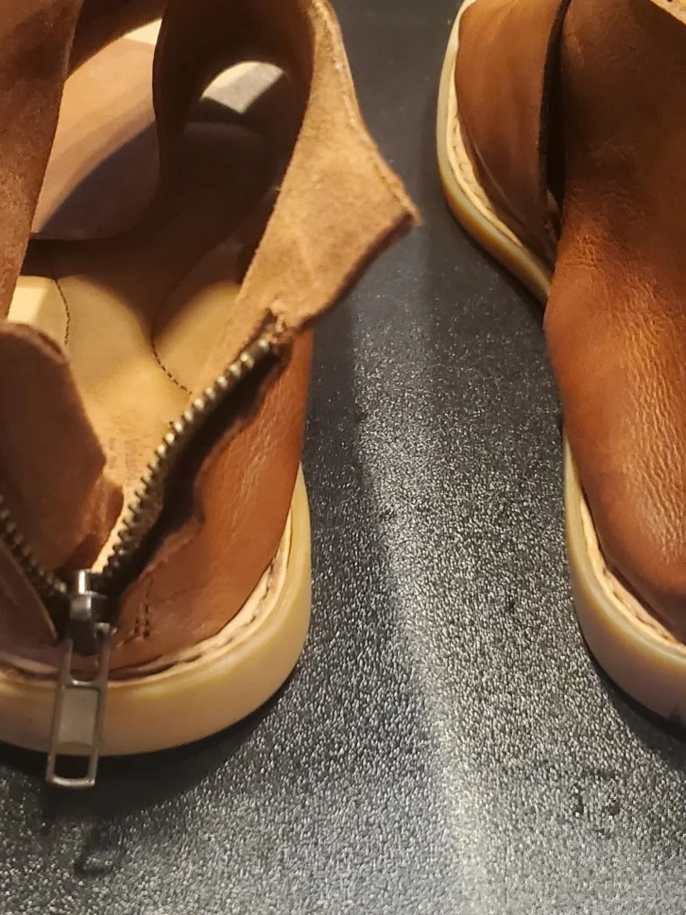 Born Leather Sandal IWA Womens Size 8 - Picture 4 of 9